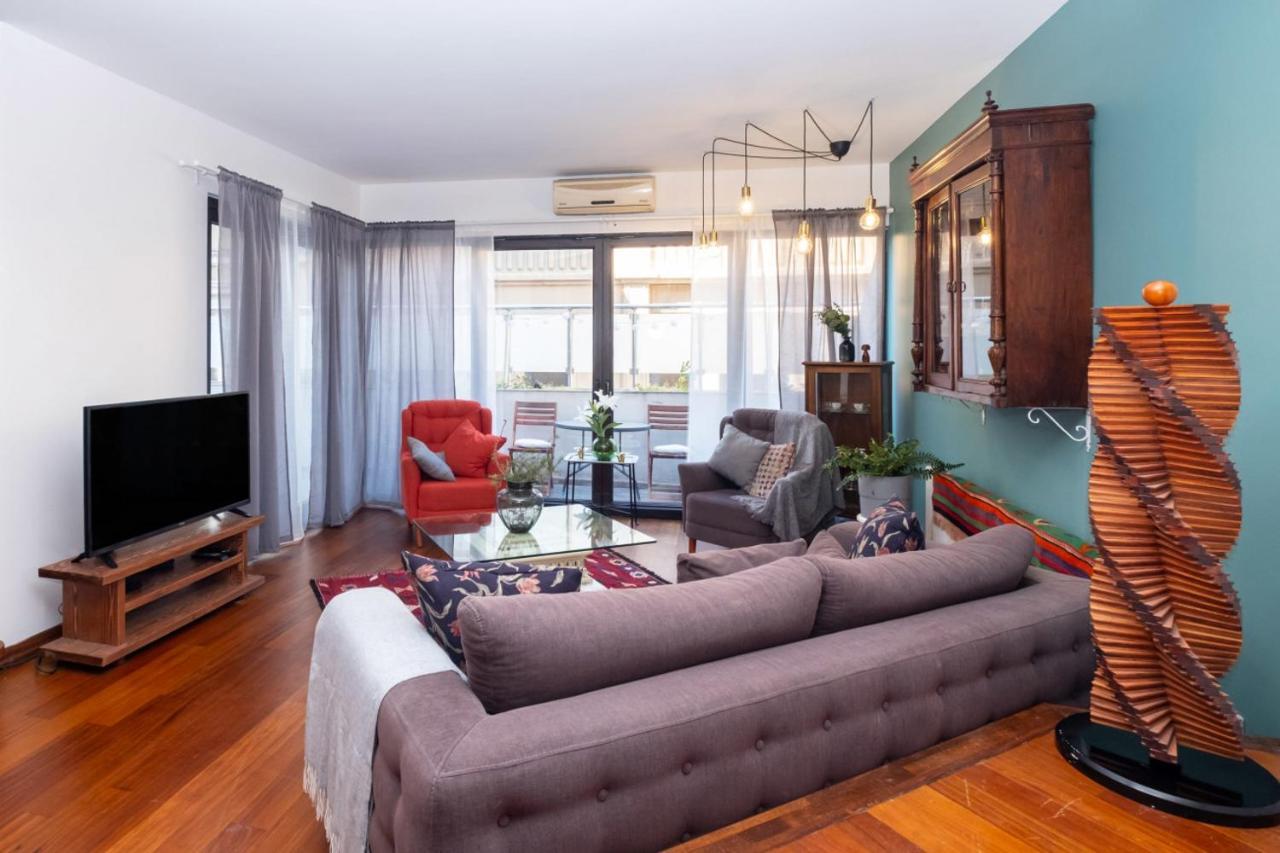 Апартаменты Flat With Terrace Near Istiklal Street Стамбул Экстерьер фото